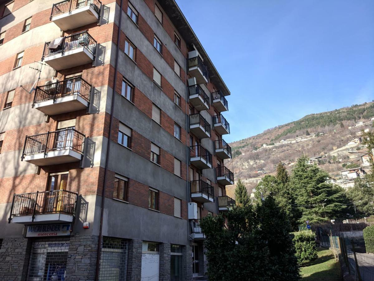 Casa Della Nonna Per Voi Parcheggio Gratuito Condizionatore Portatile Cir 0052 Aosta Ngoại thất bức ảnh