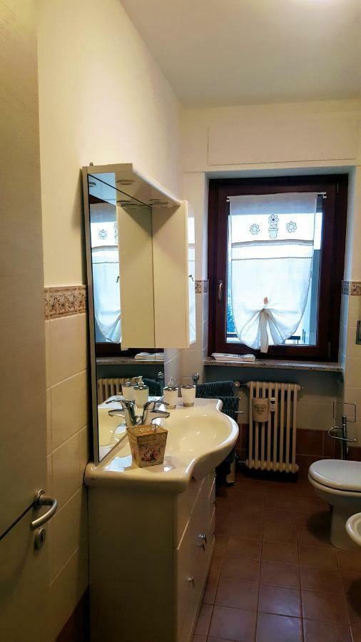 Casa Della Nonna Per Voi Parcheggio Gratuito Condizionatore Portatile Cir 0052 Aosta Ngoại thất bức ảnh